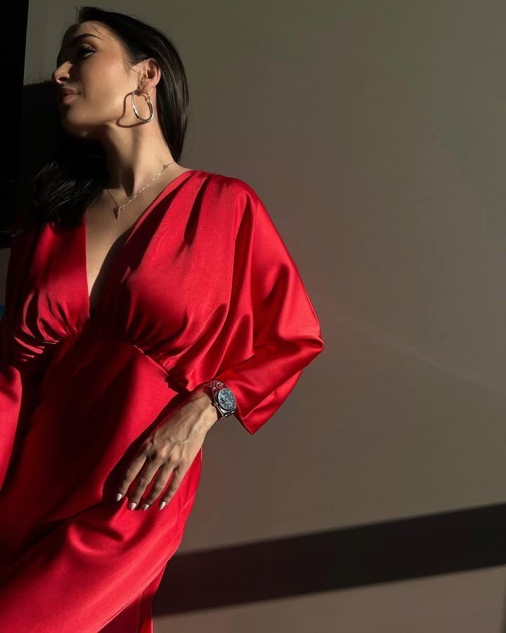 Style is never just about what you wear, it’s about how you carry yourself. Confidence is my best accessory, independence is my timeless classic.