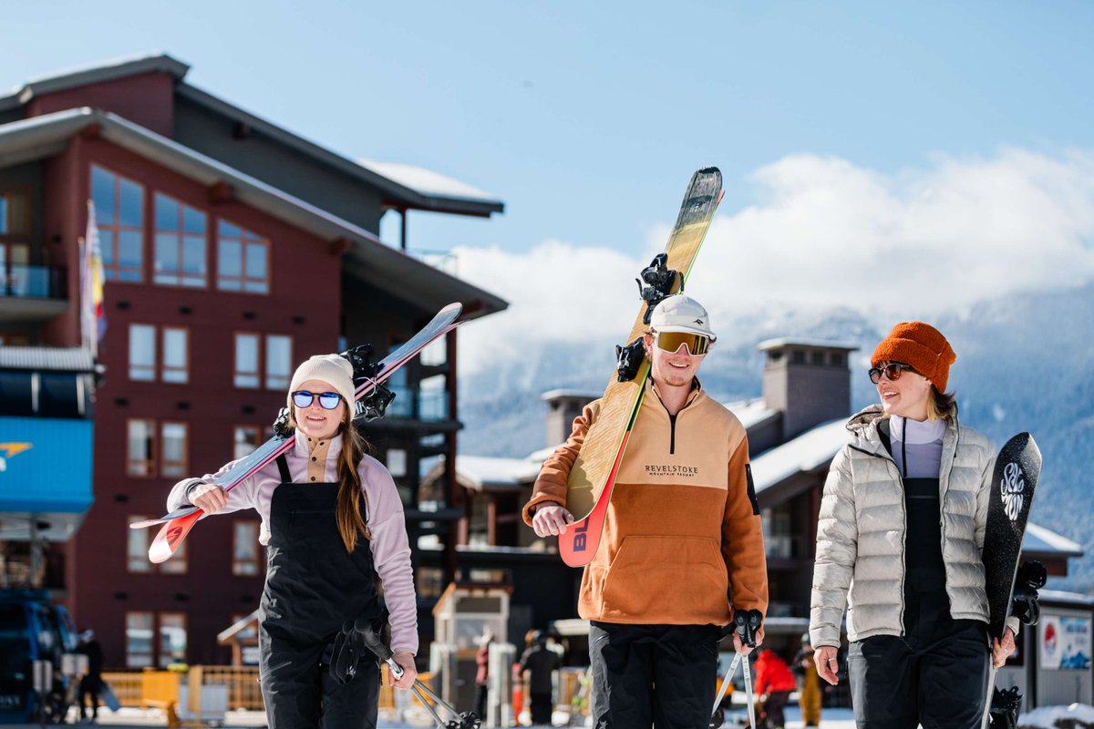 BritishColumbia.com tweet media