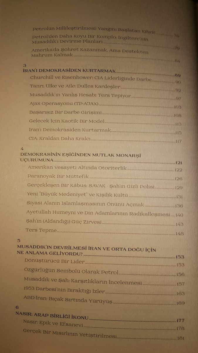 Şu sıralar okunması gereken bir kitap: Hata Asıl Neredeydi?
B. Lewis'in meşhur "Hata Neredeydi?" kitabı, Orta Doğu'nun "geri" kalmışlığını, Müslüman halkların kültürel özelliklerine bağlıyordu.
Ona bir cevap teşkil eden bu kitap ise, emperyalist güçlerin rolünü vurguluyor.
