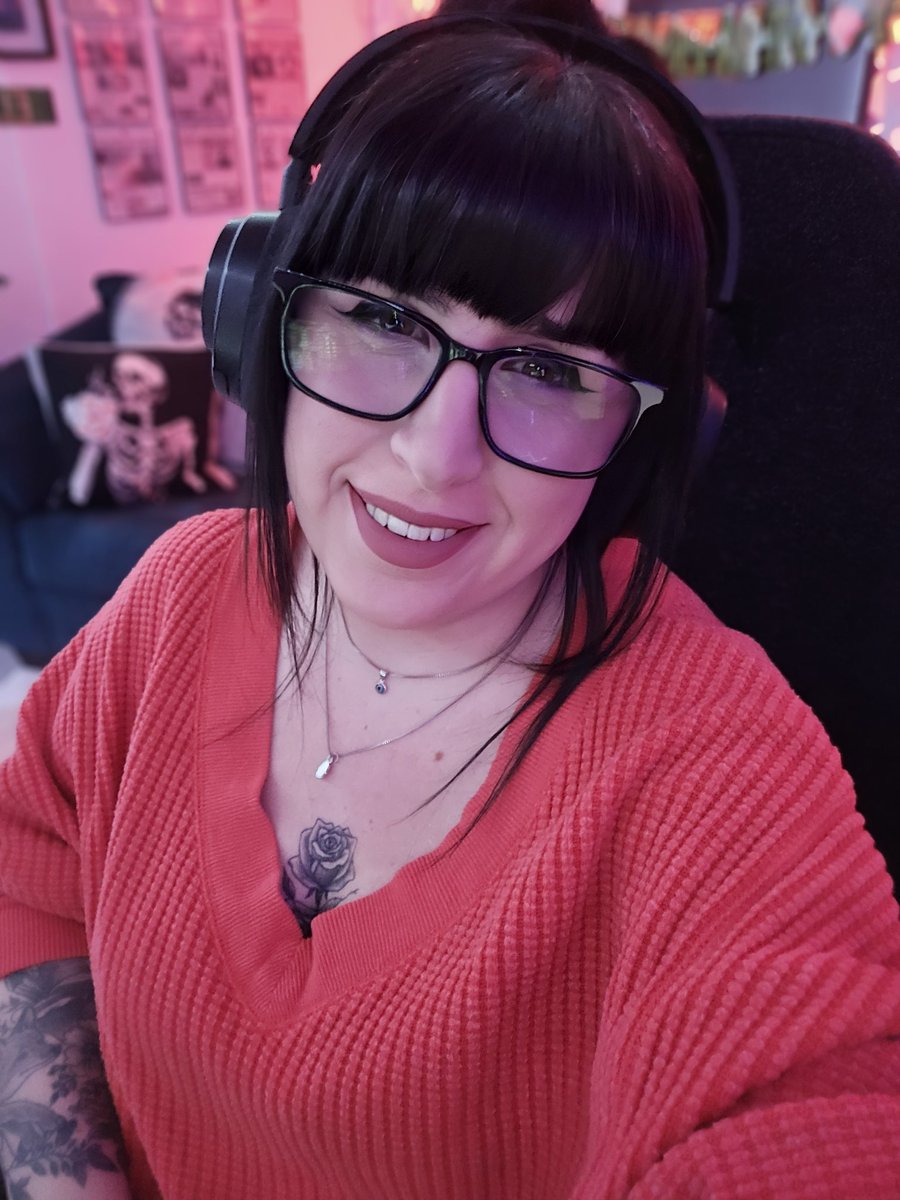 ImAGaminPotato's tweet image. Im craving more lore and answers to the main game! Time for The Evil Within DLCs! Come hang, all are welcome and appreciated 💜💜

#theevilwithin #dlc @CEOsOfScreams 

Twitch.tv/Totsy_TTV
