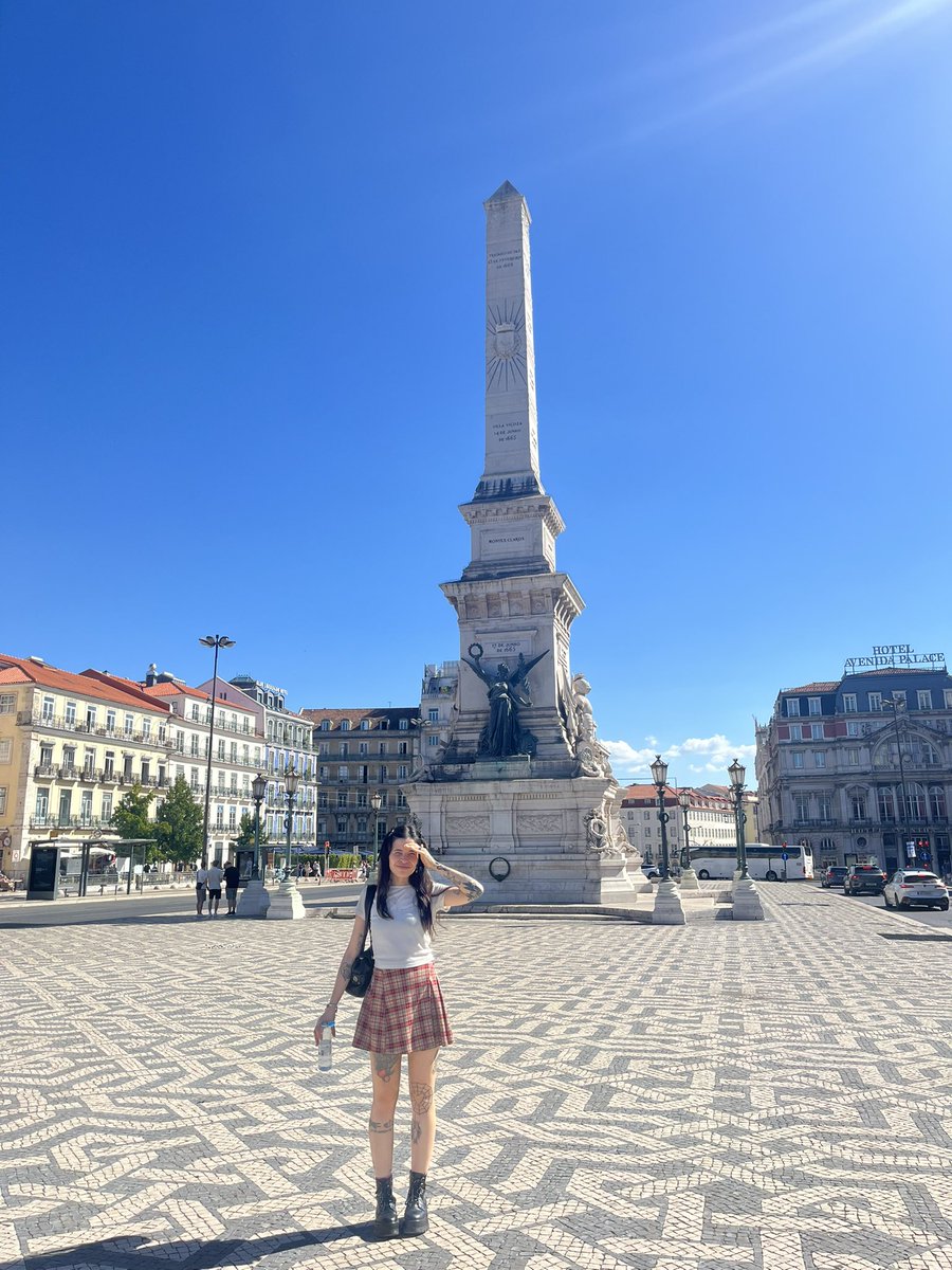 amore 🚬🐭 tweet media