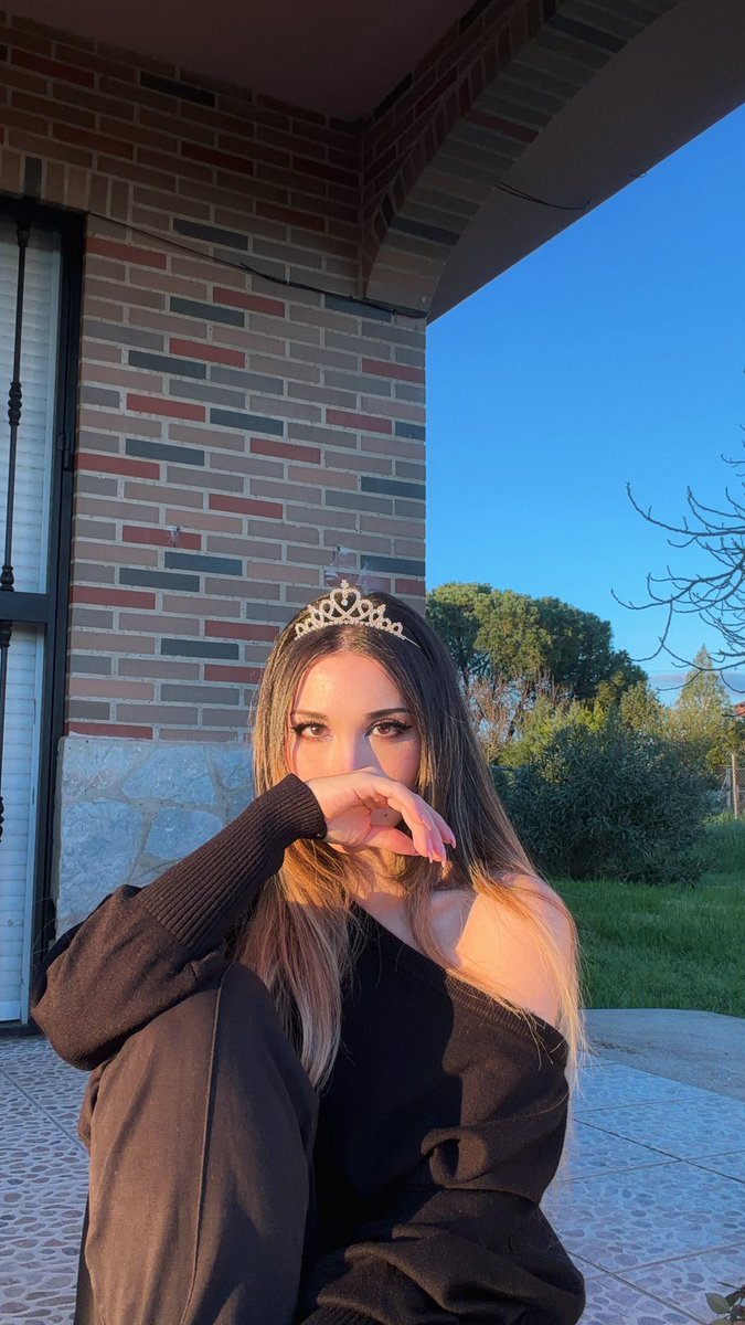 K α т т н • ♡ tweet media