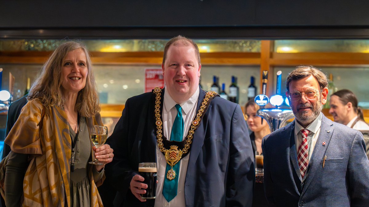 Adrian Robson tweet media