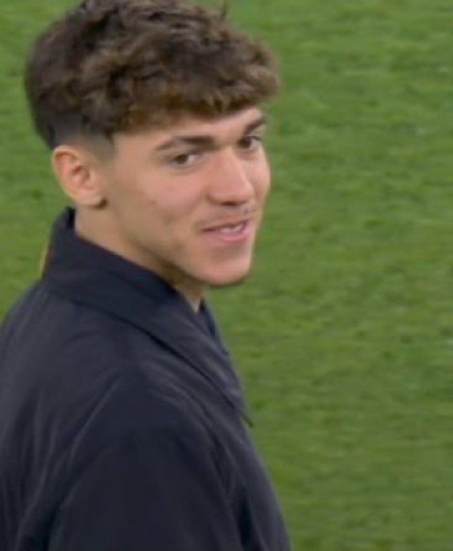 <a href="/theMadridZone/">Madrid Zone</a> Young best midfielder right now