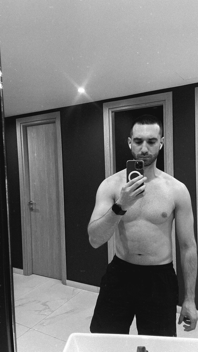 Dimitris Th tweet media