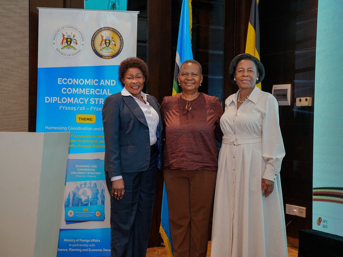 UgandaMFA's tweet photo. 📊🌍 The @mofpedU emphasized the full integration of Economic & Commercial Diplomacy into national planning, highlighting a results-based financing model to drive measurable impact through Uganda’s Missions abroad. #ECD #InvestInUganda #VisitUganda #AsiaPacific #TradePartnerships https://t.co/lwPsnlN4XX