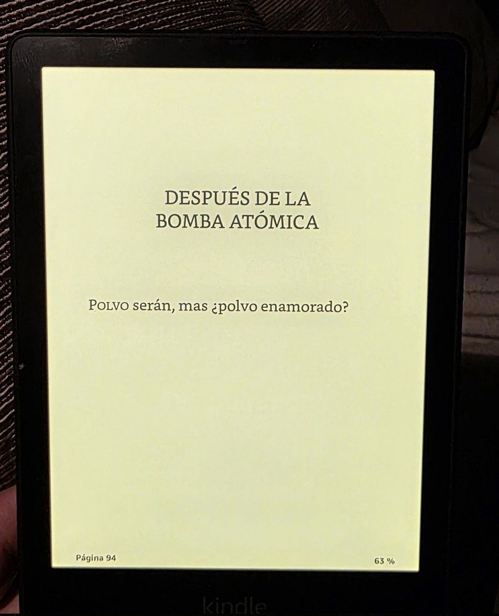"Polvo serán...". 

Roque Dalton
(1935-1975)