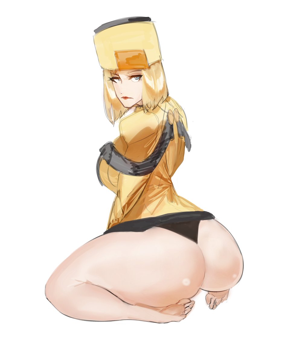 MILLIAFOOTSLAVE tweet media