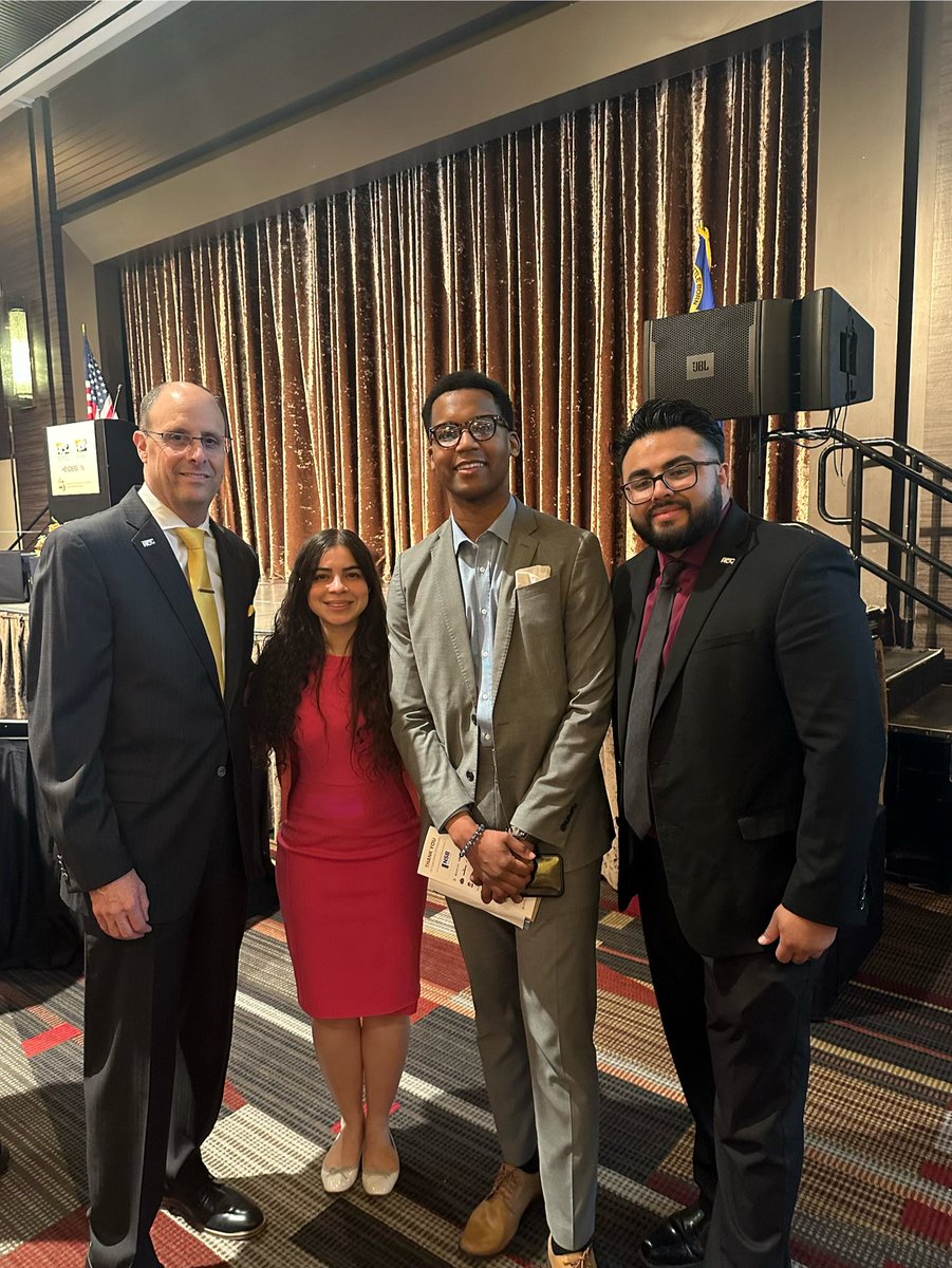 Dina Titus tweet media