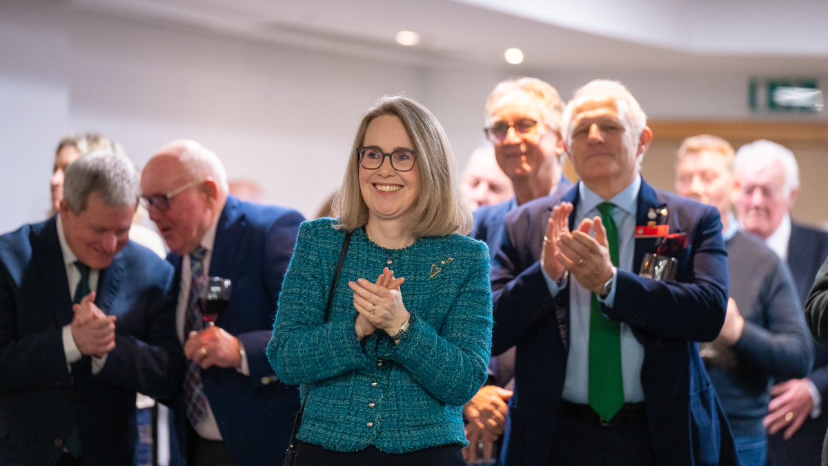 Adrian Robson tweet media