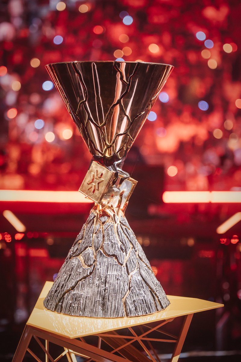 VCT DESATUALIZADO tweet media