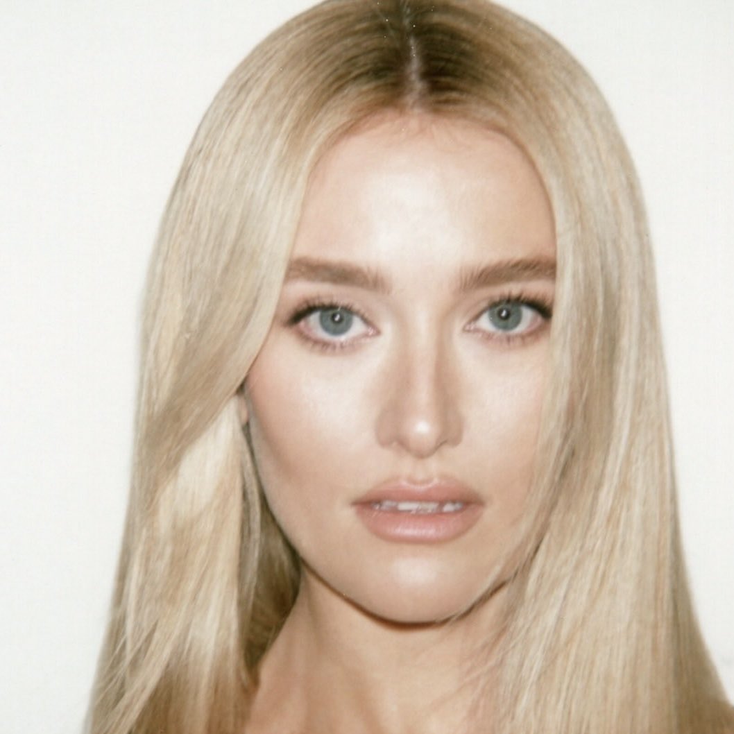 ꫂ ၴႅ༘ tweet media