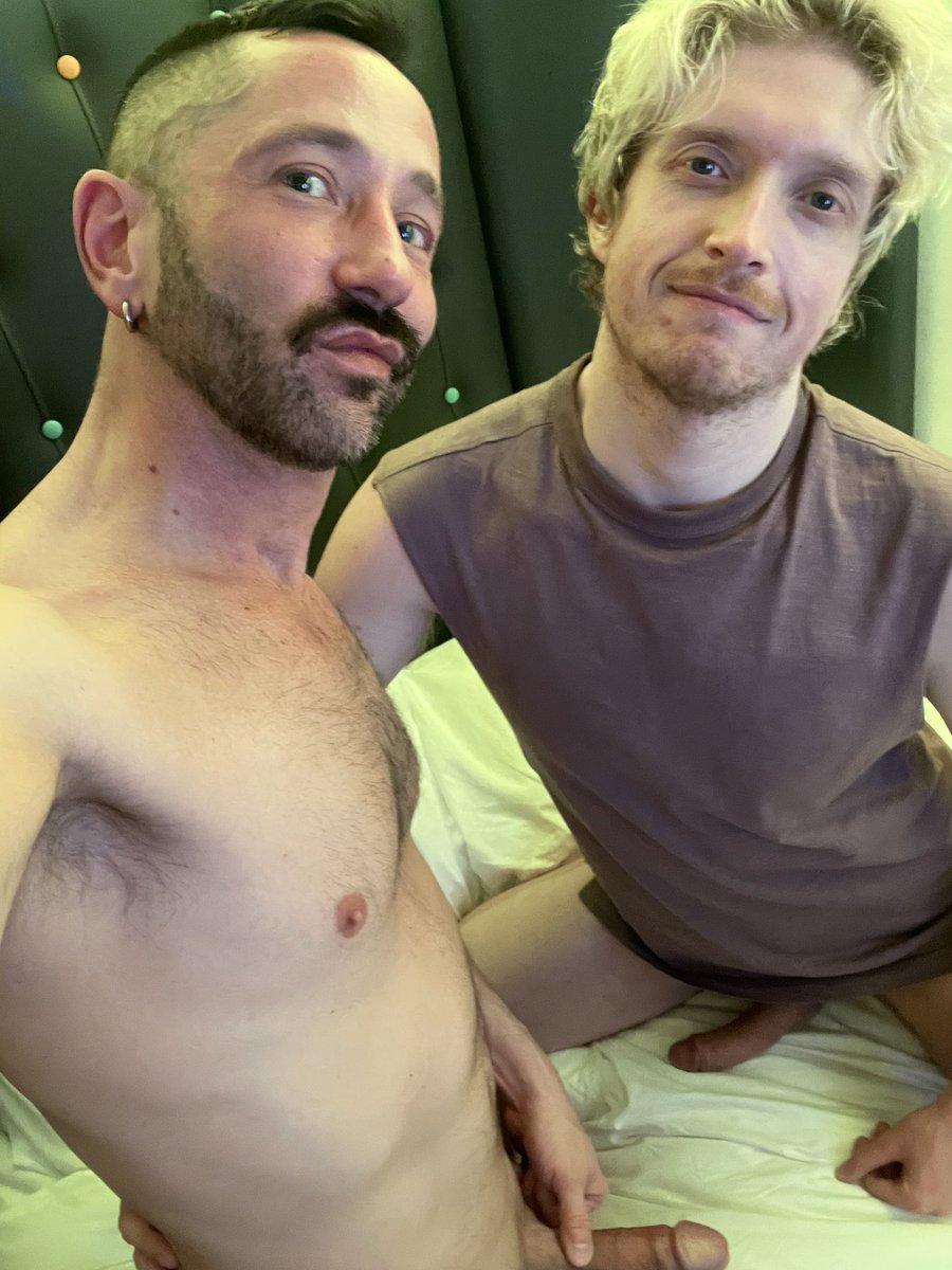 Sam Wallis tweet media