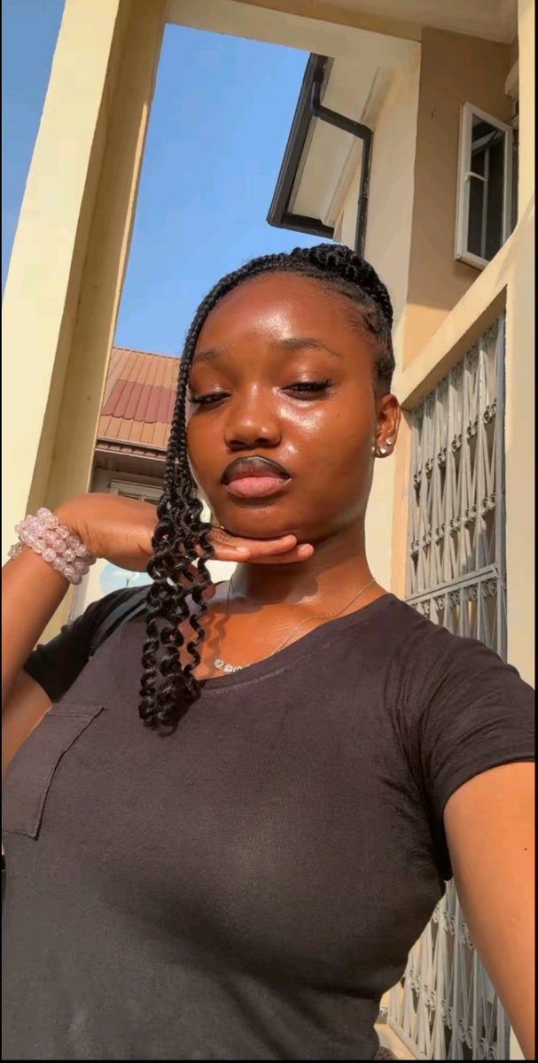 pretty Camila tweet media