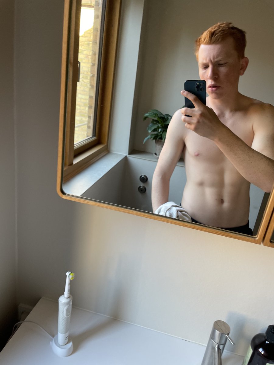 Alaska Ginger tweet media