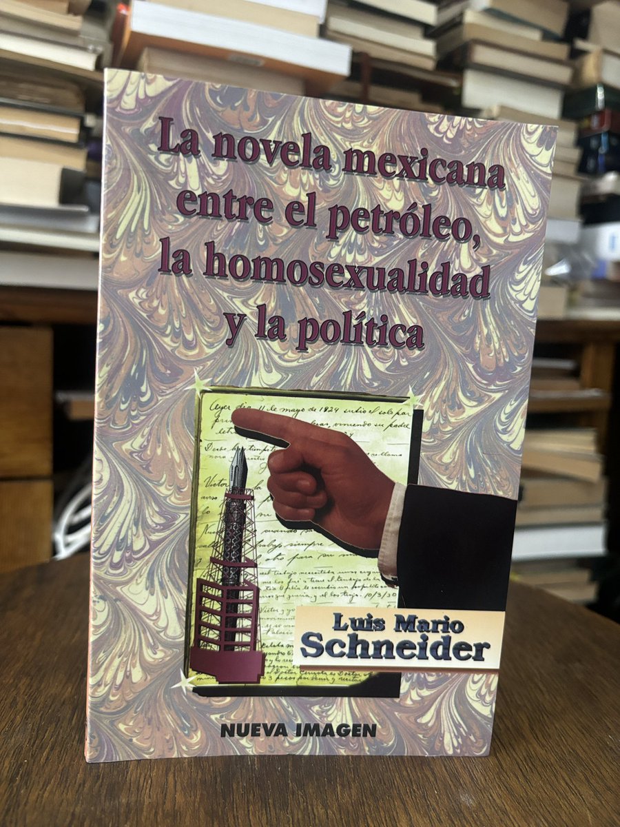 LibreríadeCuarto tweet media