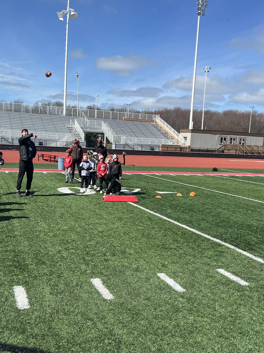 Coach Gecewich tweet media