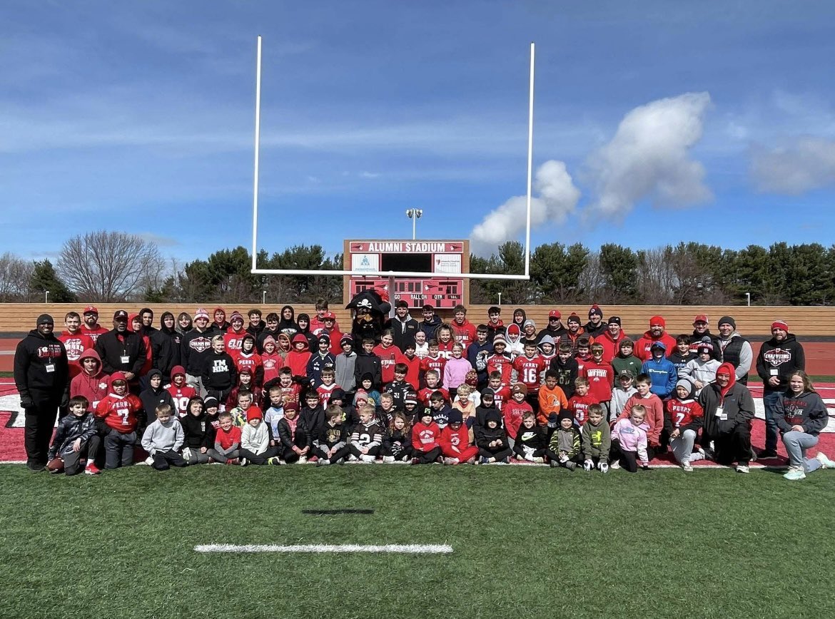 Coach Gecewich tweet media