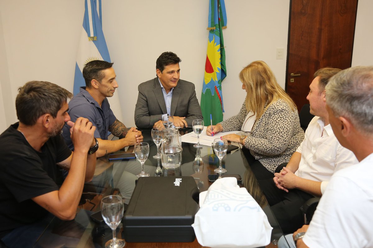 Ministerio de Transporte tweet media