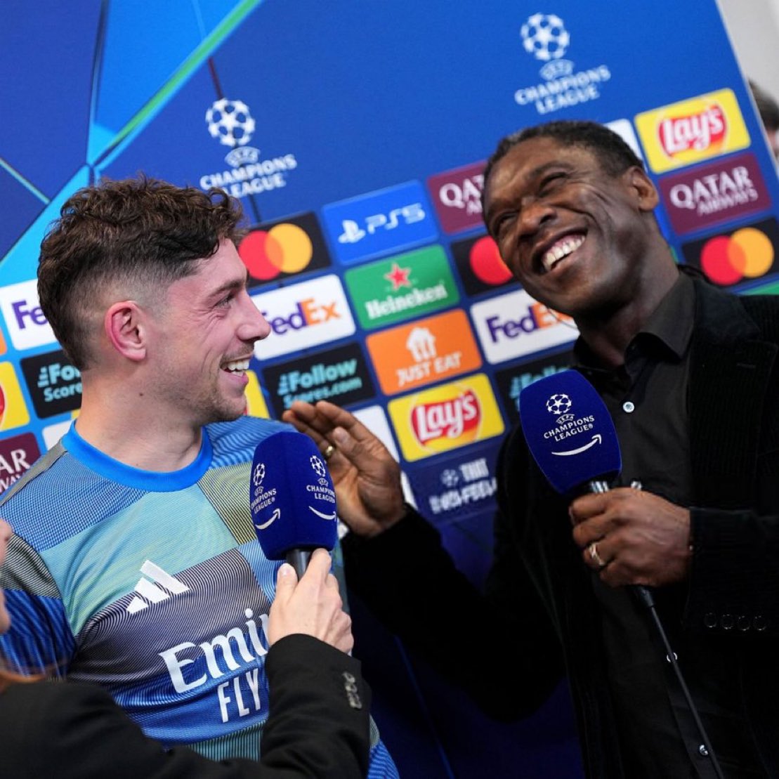 🚨 Seedorf: “At Deportivo, I saw Fede train for 15 minutes and said ‘put him in XI, and 10 others.’ 

I saw how special he is within 15 minutes.”