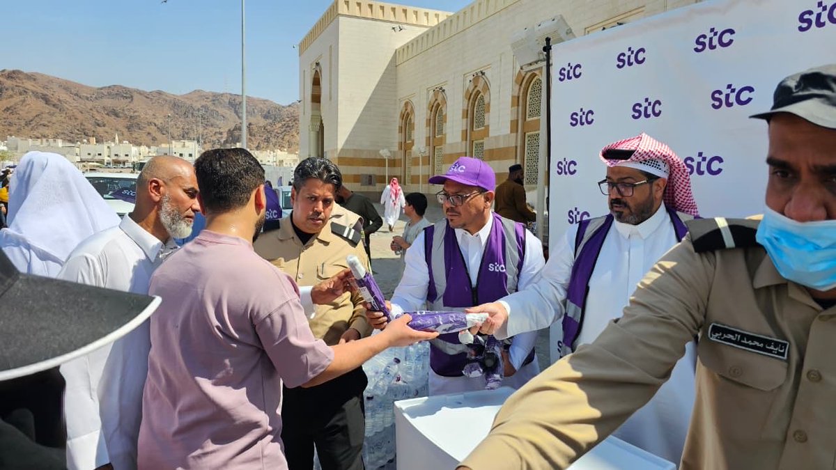مبادرة تطوعية لخدمة زوار المدينة المنورة في رمضان بالتعاون مع stc ووزارة الصحة
