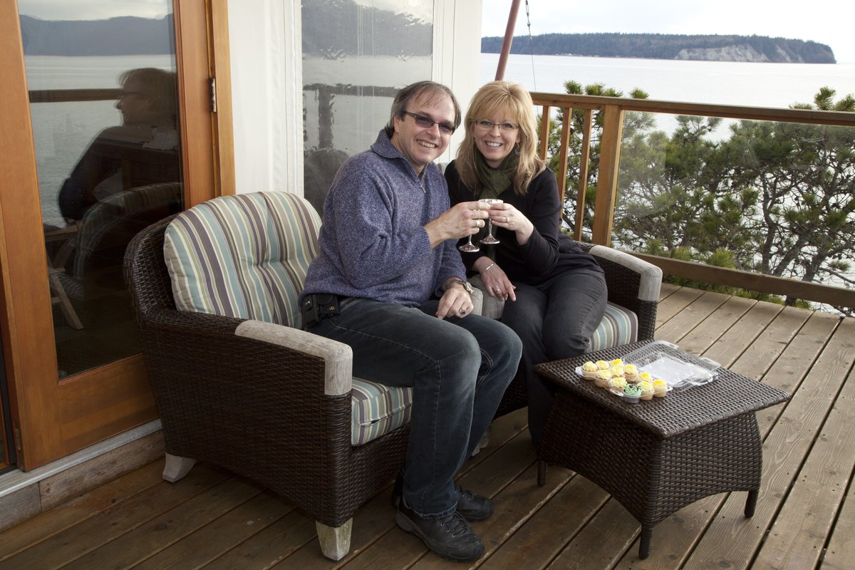 Annie Hawk tweet media