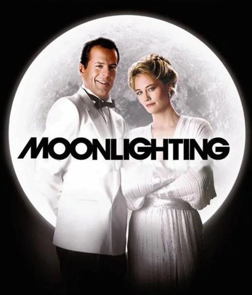 Lenny8800's tweet photo. Je rêverais que la série Moonlighting aussi appelée Claire de Lune en France, la série qui a révélé Bruce Willis et Cybill Shepherd soit disponible sur Disney+ en français. elle est introuvable en ligne et les DVD sont chers

@DisneyPlusFR 
@DisneyphilePlus 
@ChroniqueDisney https://t.co/KhaDXOVxTg