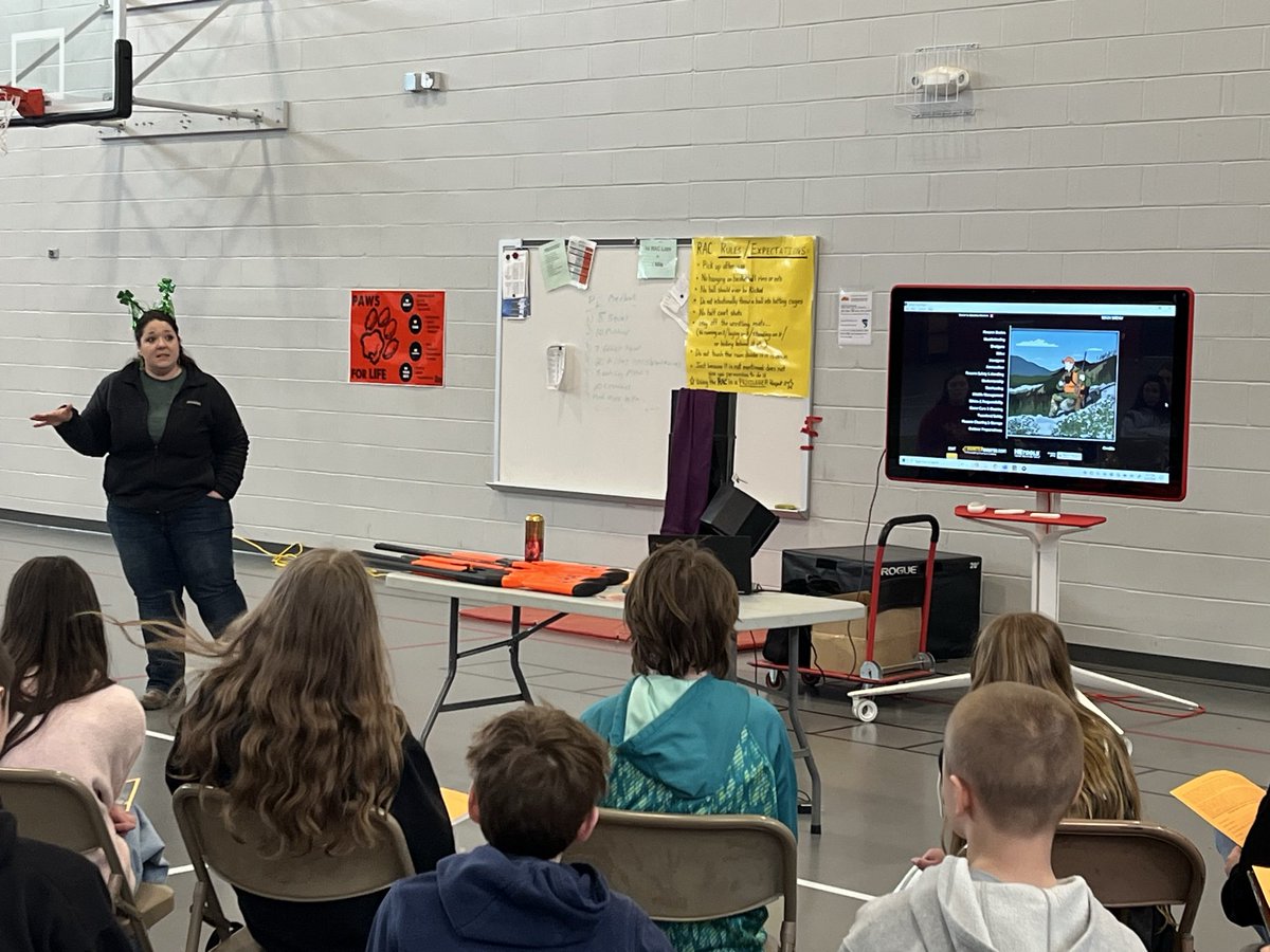 RCSDWildcats's tweet image. Thank you Chelsea Ewen representing Mitchell County Conservation for beginning our Hunters / Gun Safety class today 👊🏻#Rfactor