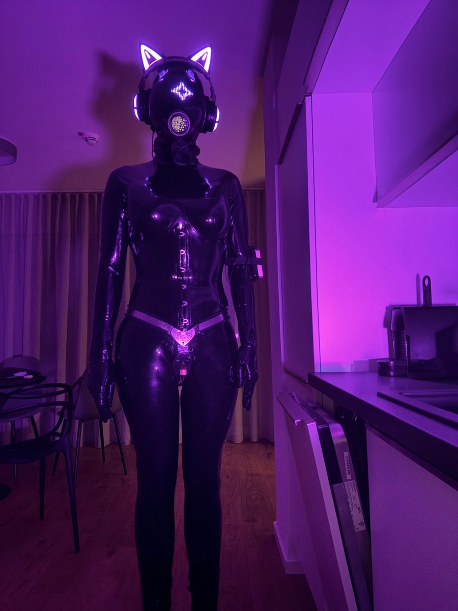 ✧-L077 tweet media