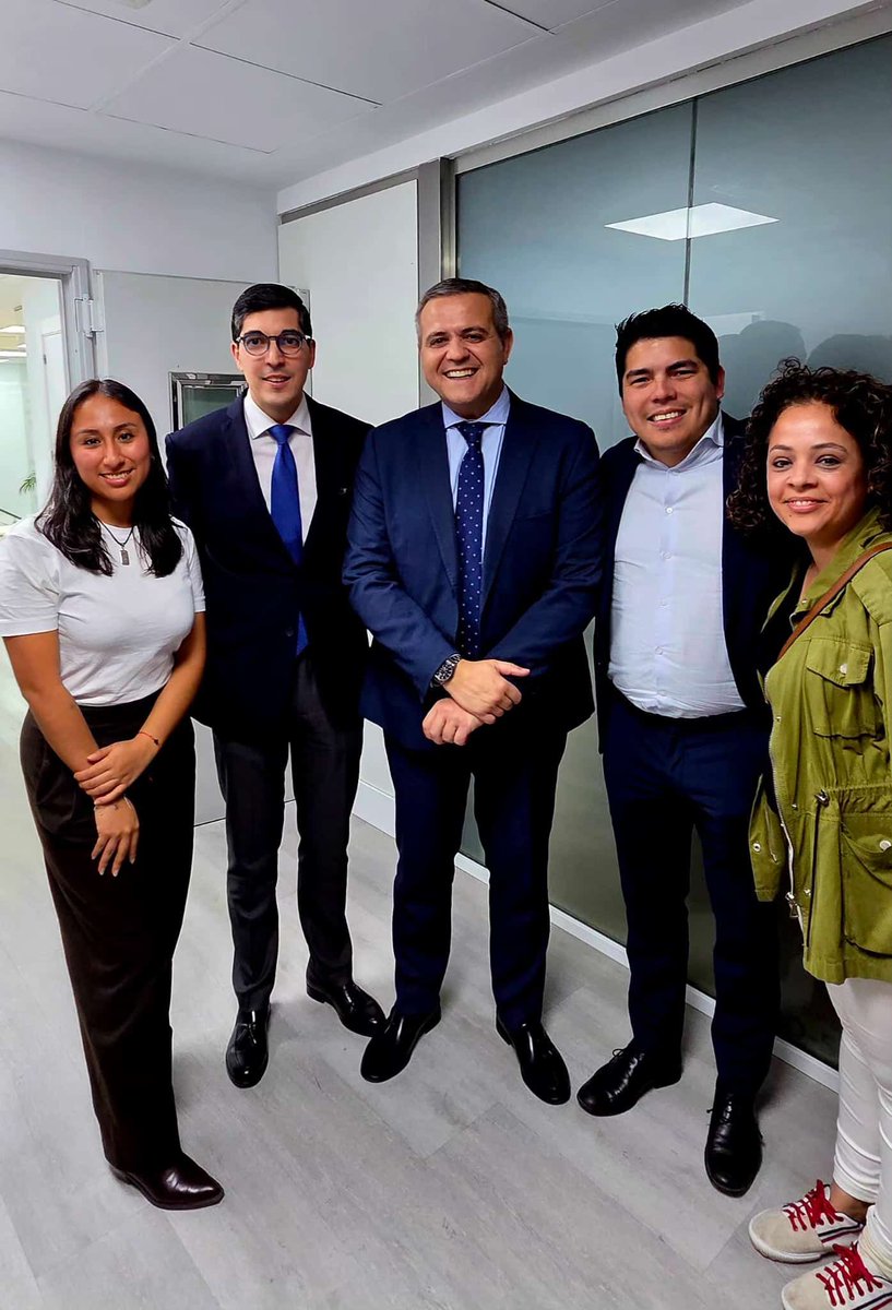 📸 ¡Presentes en el acto Tengo una Pregunta con <a href="/jorgerodrigodo/">Jorge Rodrigo Dominguez</a>!