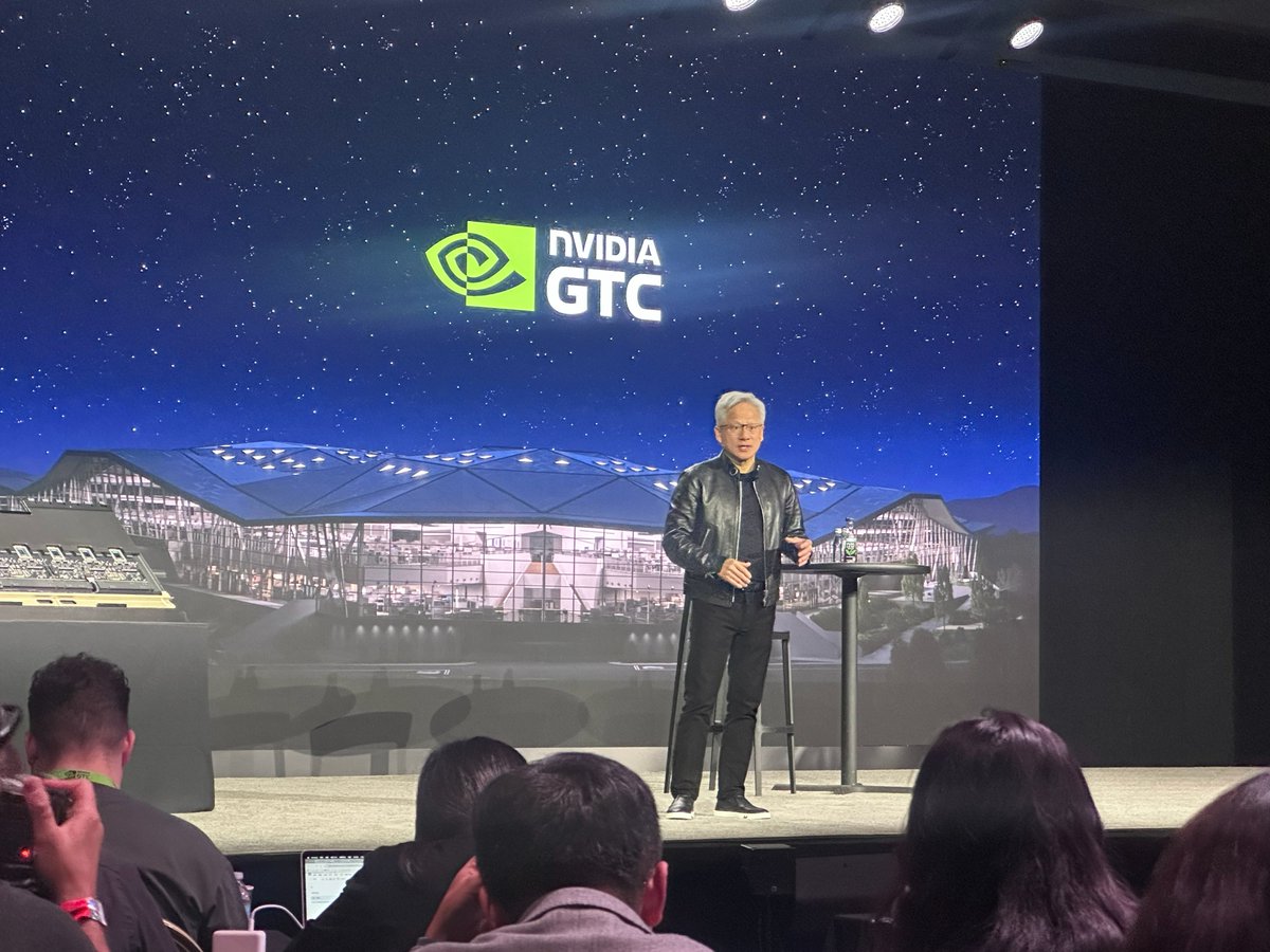 The Humanoid Hub tweet media