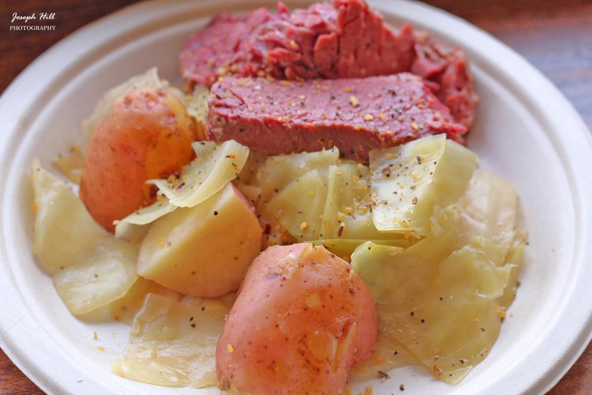 JosephHill3794's tweet image. "Happy #NationalCornedBeefAndCabbageDay!"🥩🥬☘️
Photo By: Joseph Hill 🙂📸🥩🥬☘️

#CornedBeefAndCabbage🥩🥬☘️
#delicious #yum #StPatricksDay☘️