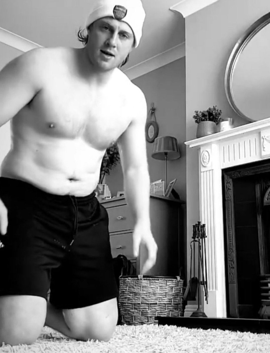 Kris 🐛 tweet media