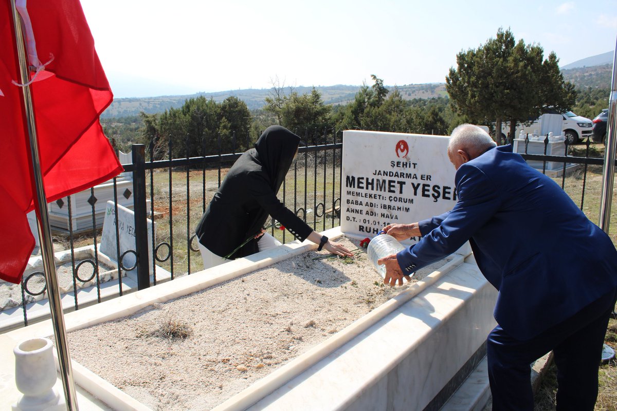 Şehit Mehmet YEŞER kabri başında dualarla anıldı.