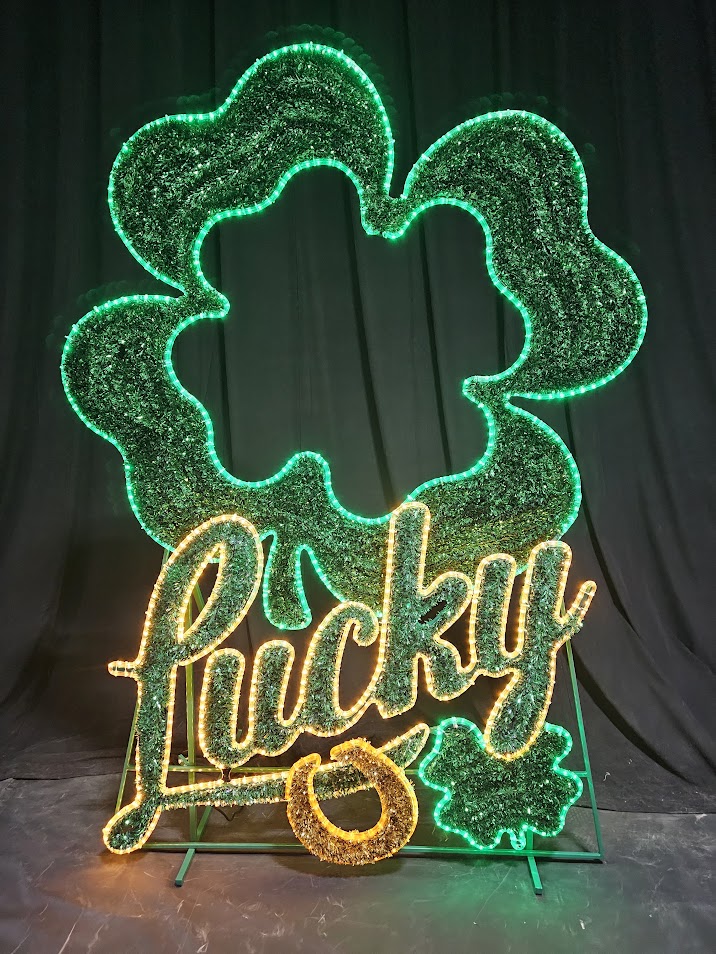CarpenterDecor's tweet photo. Sláinte 🍻

And Happy St. Patrick's Day from all your friends @CarpenterDecor!

Holiday Magic Begins Here 🍀🌈🇮🇪

#stpatricksday #celebrate #stpatricksdaydecor #commercialholidaydecor #manufacturer #CarpenterDecorating #luckoftheirish #HolidayMagic https://t.co/q7fl9x1zBH