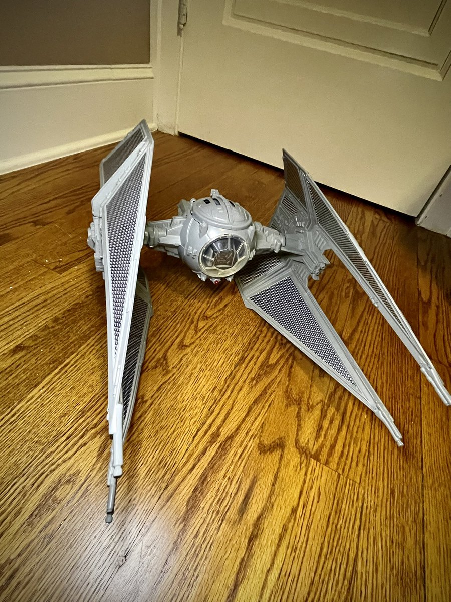 "Always Sunny On Scarif"😎 tweet media