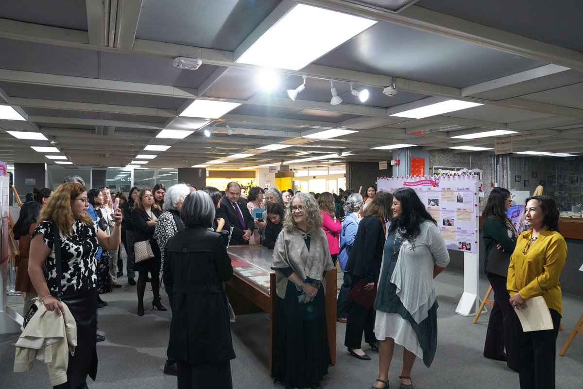 El Colegio de México tweet media