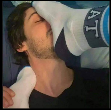 MatchMyPhreak's tweet photo. [ One look at my account and y'all should know what your muses should do to Hazard.] https://t.co/mJXmIK0OvW