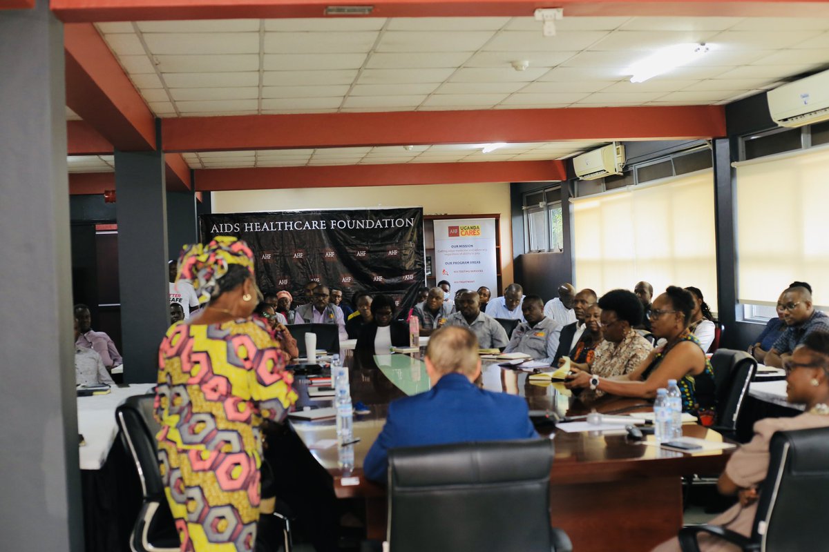 ahfugandacares's tweet photo. Engaging with our Secretariat team was a moment of reflection and appreciation.

AHF President Michael Weinstein met with secretariat team who highlighted key achievements &amp; thanked #AHF for its continued support in strengthening HIV programs &amp; health systems in Uganda
#WeAreAHF https://t.co/Yf2fAkMJRq