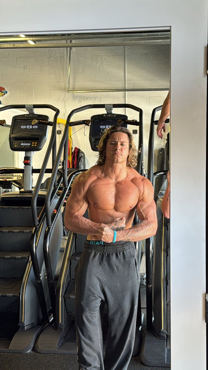 Alex Eubank tweet media