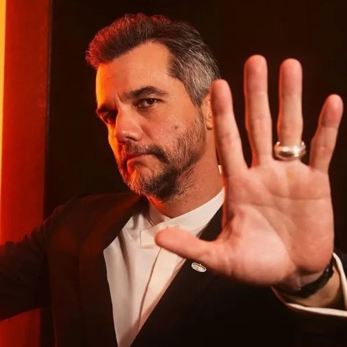 UpdateCharts tweet media