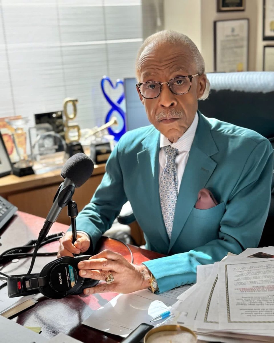 Reverend Al Sharpton tweet media