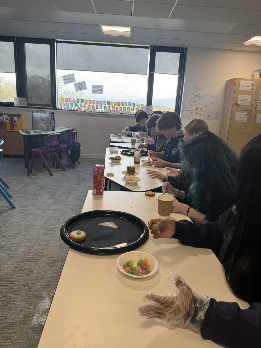 Mrs Nicholson tweet media