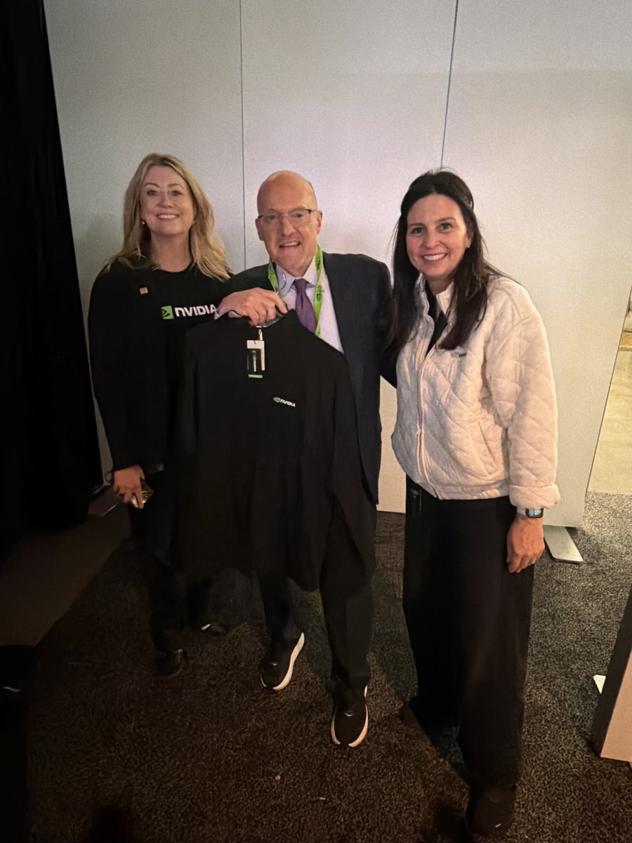 Jim Cramer tweet media