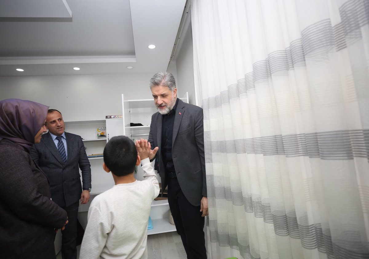 Zehra AY tweet media