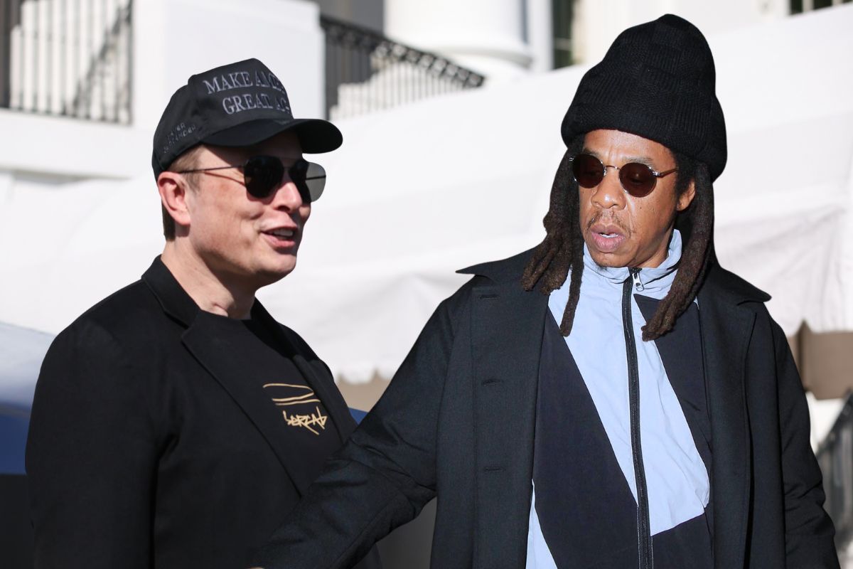 Boston 87.7 FM tweet media