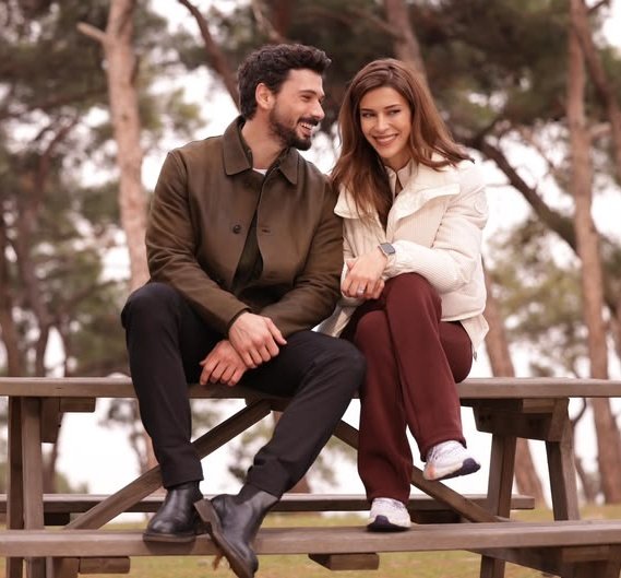 devozkanasigi_ tweet media