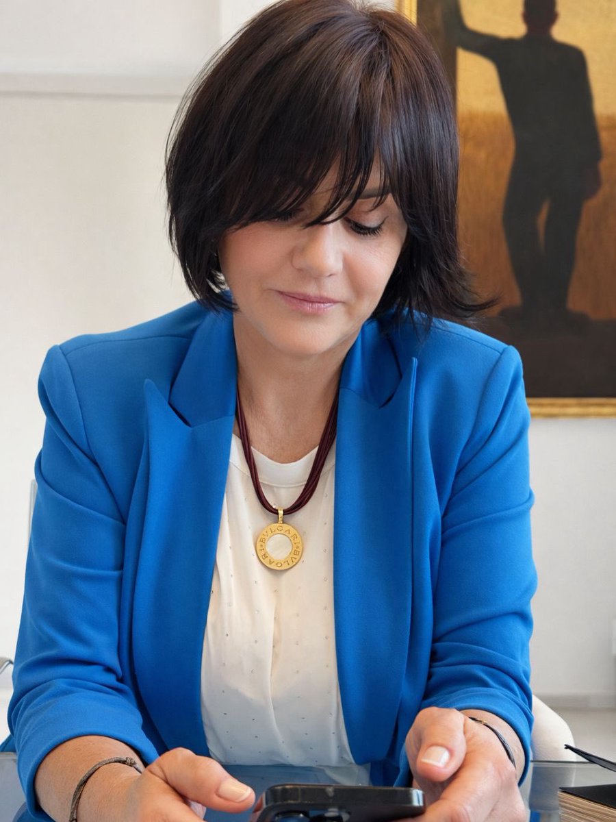 Simona Vicari tweet media