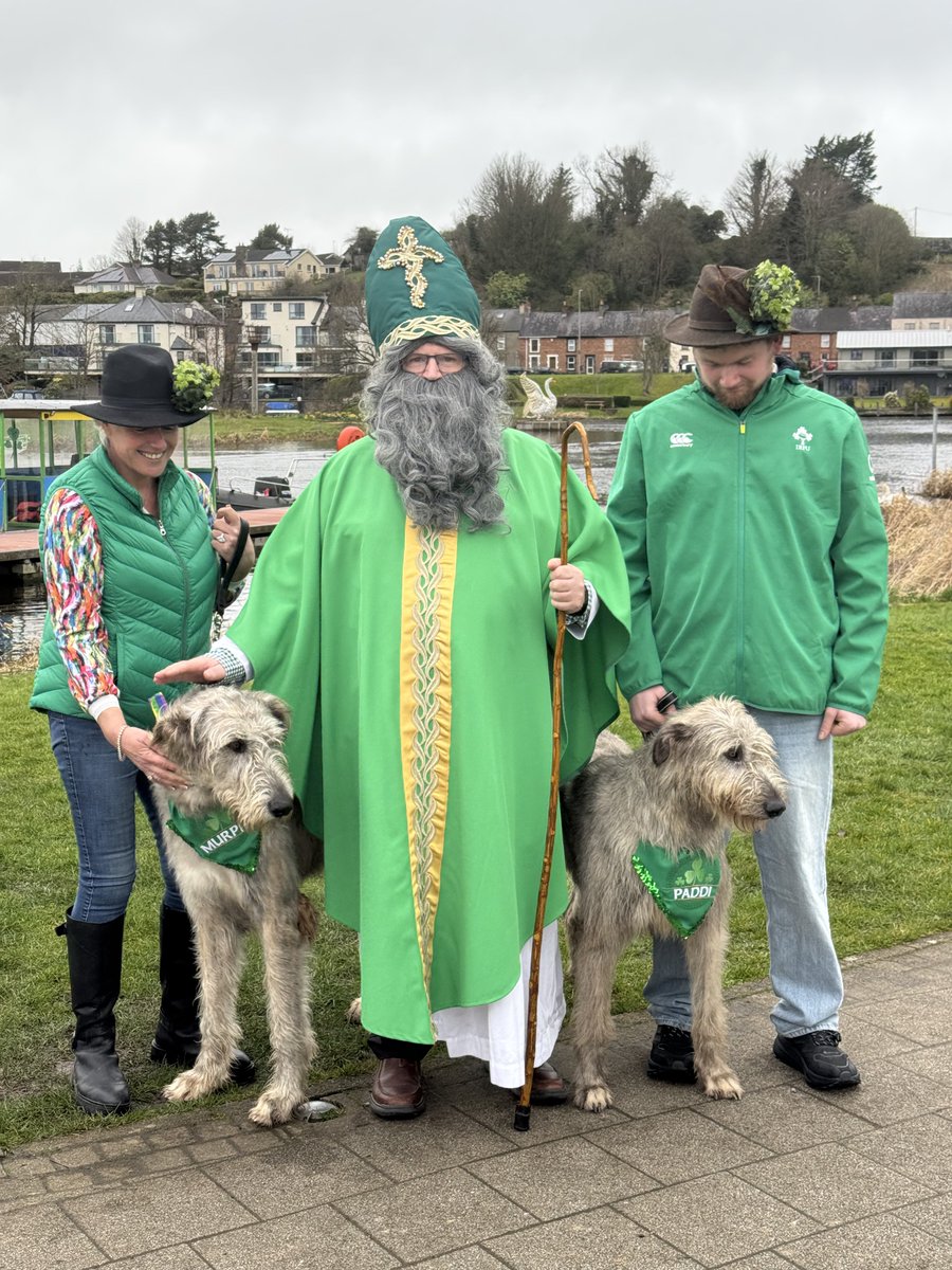 barrabest's tweet photo. Great to be in Enniskillen today hosting the St Patrick’s Day Parade! ☘️

The weather tried its best with cloud and rain, but it didn’t dampen the amazing energy and community spirit.

Wishing everyone a wonderful St Patrick’s evening! https://t.co/triq50EehA