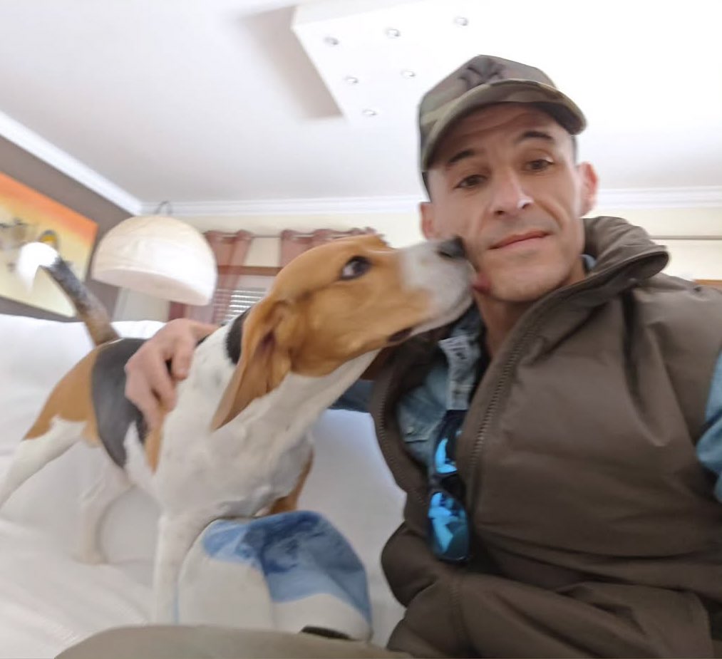 vcs não me vão convencer que este homem não é deste tamanhico 🤏🏻 #1companhia